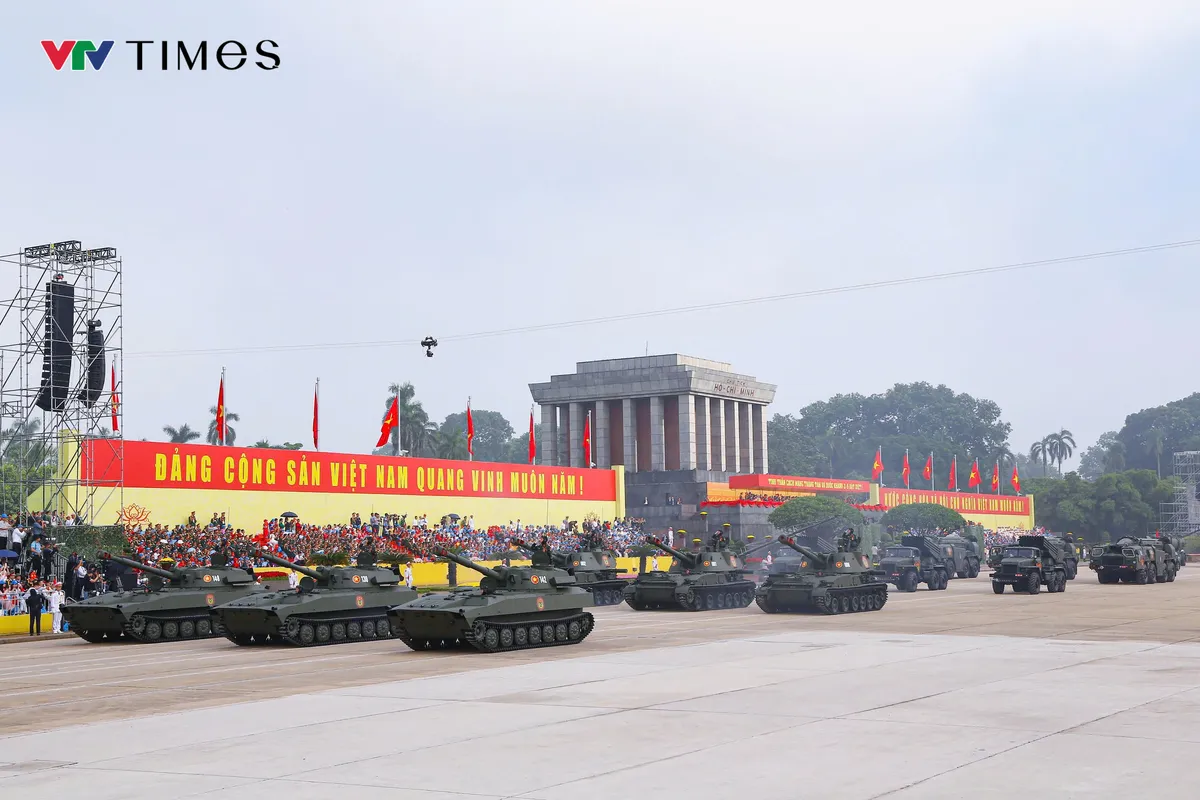 Khán giả nói về Lễ kỷ niệm, diễu binh, diễu hành 80 năm Quốc khánh 2/9: Mãn nhãn, "tuyệt đối điện ảnh" - Ảnh 1.
