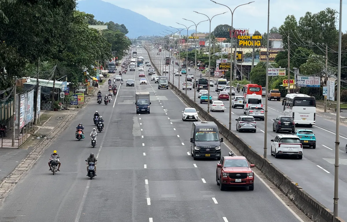 Quốc lộ 51 th&ocirc;ng tho&aacute;ng ng&agrave;y cuối kỳ nghỉ lễ 2/9- Ảnh 3.