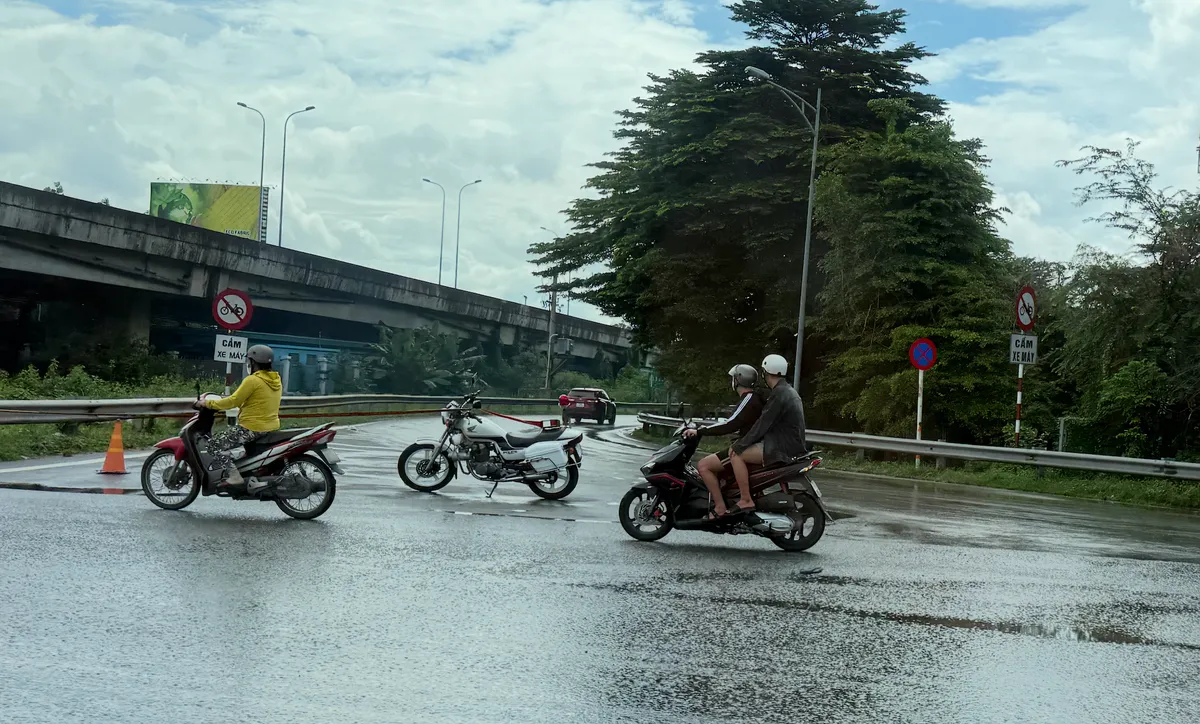 Quốc lộ 51 th&ocirc;ng tho&aacute;ng ng&agrave;y cuối kỳ nghỉ lễ 2/9- Ảnh 11.