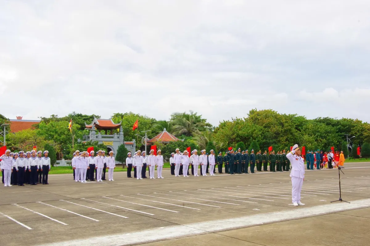 Vùng 4 Hải quân: nhiều hoạt động ý nghĩa trong dịp Quốc khánh 2/9- Ảnh 1. Vùng 4 Hải quân: nhiều hoạt động ý nghĩa trong dịp Quốc khánh 2/9- Ảnh 1.