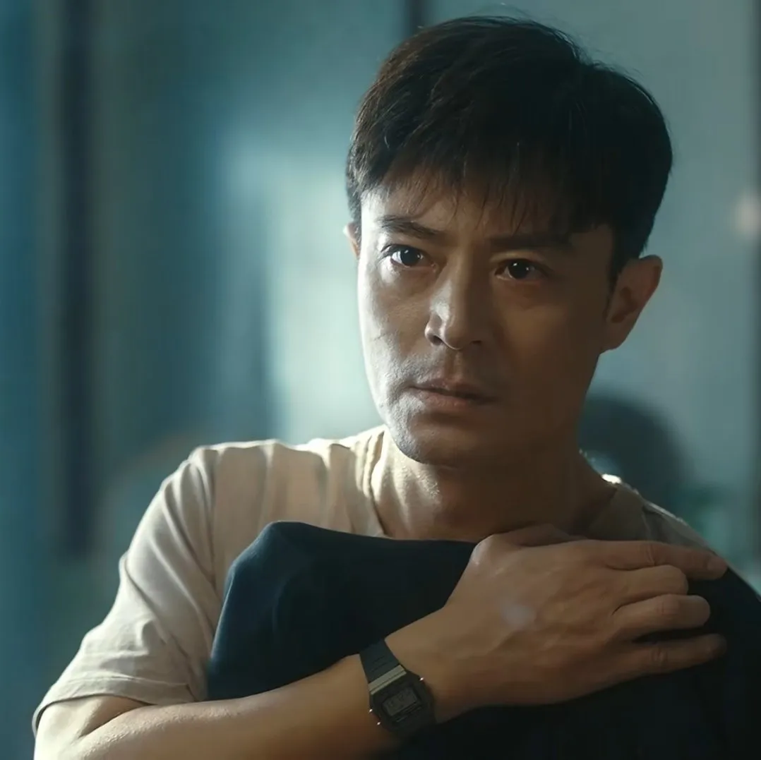 Hoắc Kiến Hoa tái xuất ồn ào - Ảnh 1.