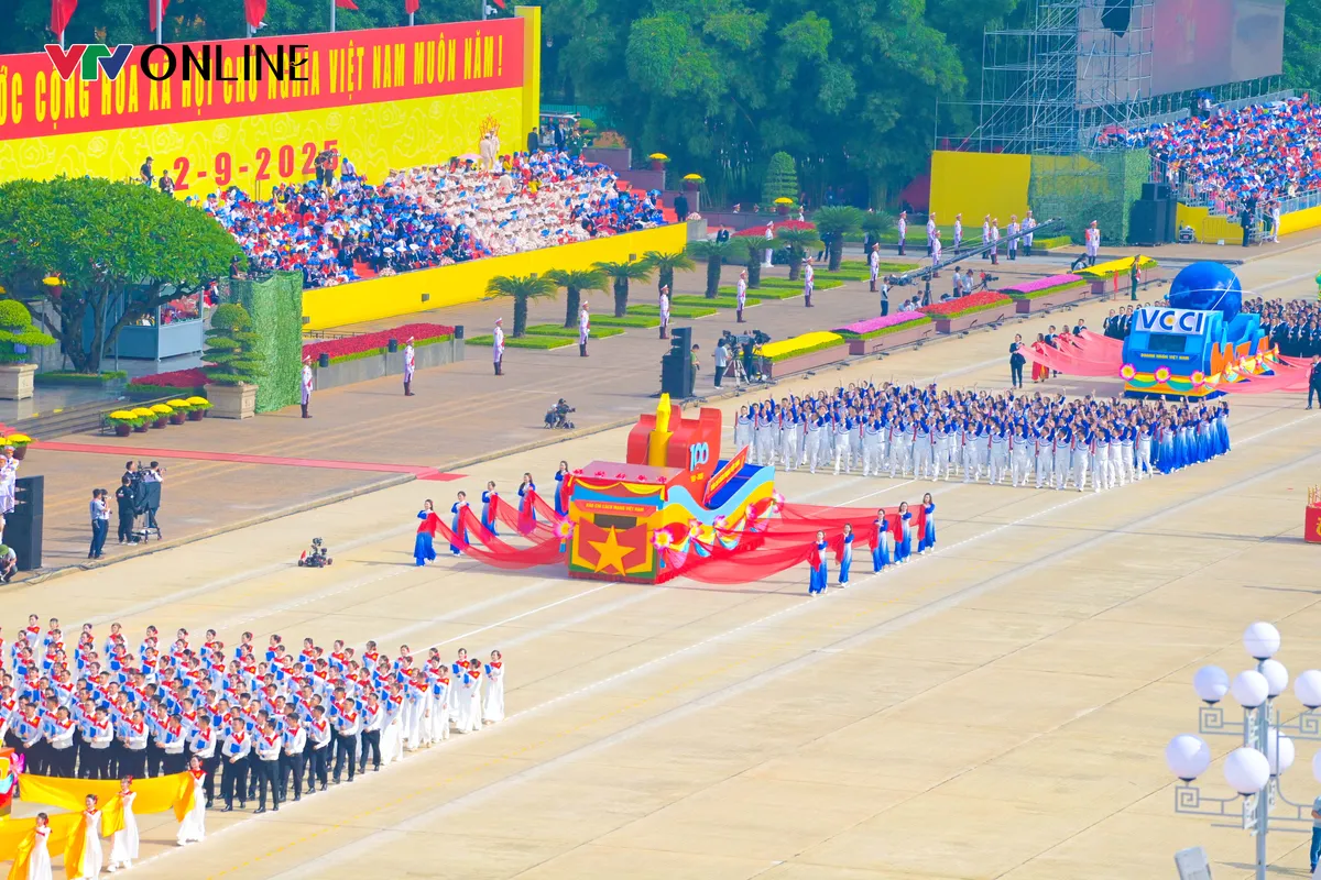 Khối Báo chí Cách mạng Việt Nam: Những kỷ niệm quý giá trong ngày diễu hành 80 năm Quốc khánh - Ảnh 1.