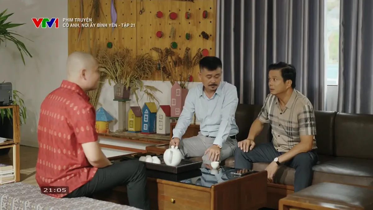 C&oacute; anh, nơi ấy b&igrave;nh y&ecirc;n - Tập 21: Bằng tham mưu gi&uacute;p Xu&acirc;n giải quyết vụ c&aacute; chết - Ảnh 1.