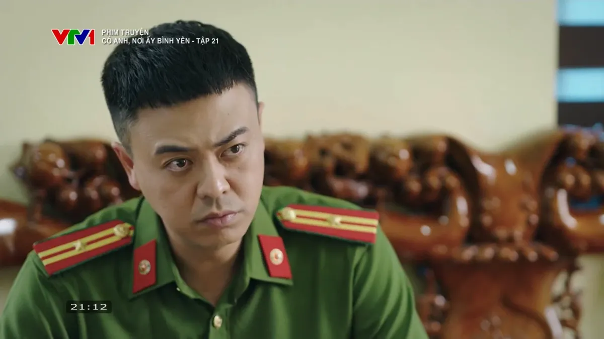 C&oacute; anh, nơi ấy b&igrave;nh y&ecirc;n - Tập 21: Bằng tham mưu gi&uacute;p Xu&acirc;n giải quyết vụ c&aacute; chết - Ảnh 12.