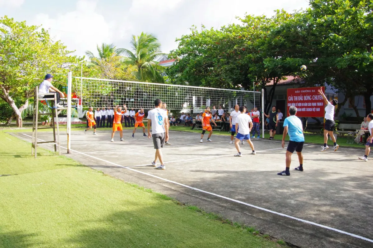 Trường Sa, hòa chung niềm vui Quốc khánh cùng cả nước - Ảnh 5.