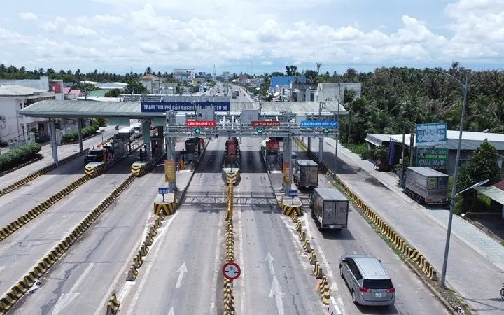 Tránh gián đoạn qua trạm thu phí khi chuyển đổi tài khoản giao thông Tránh gián đoạn qua trạm thu phí khi chuyển đổi tài khoản giao thông