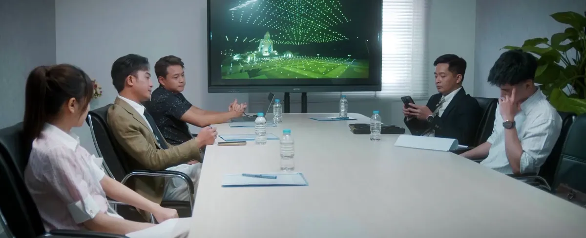 Gió ngang khoảng trời xanh - Tập 11: Gặp riêng đối tác nam, Mỹ Anh bị hiểu lầm? - Ảnh 2.