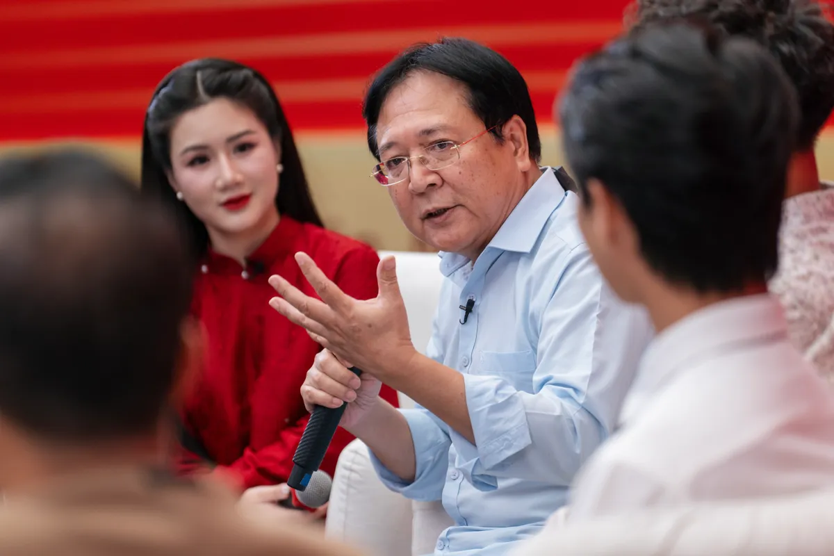 Triển lãm Thành tựu đất nước: Nghệ sĩ “hiến kế” phát triển công nghiệp văn hóa - Ảnh 1.