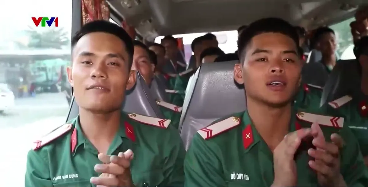 C&aacute;c chiến sĩ ho&agrave;n th&agrave;nh xuất sắc nhiệm vụ A80 trở về - Ảnh 2.