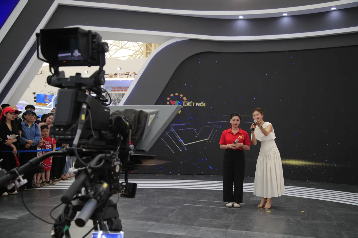 MC Mù Tạt đưa khán giả trở về ký ức VTV - Ảnh 11.