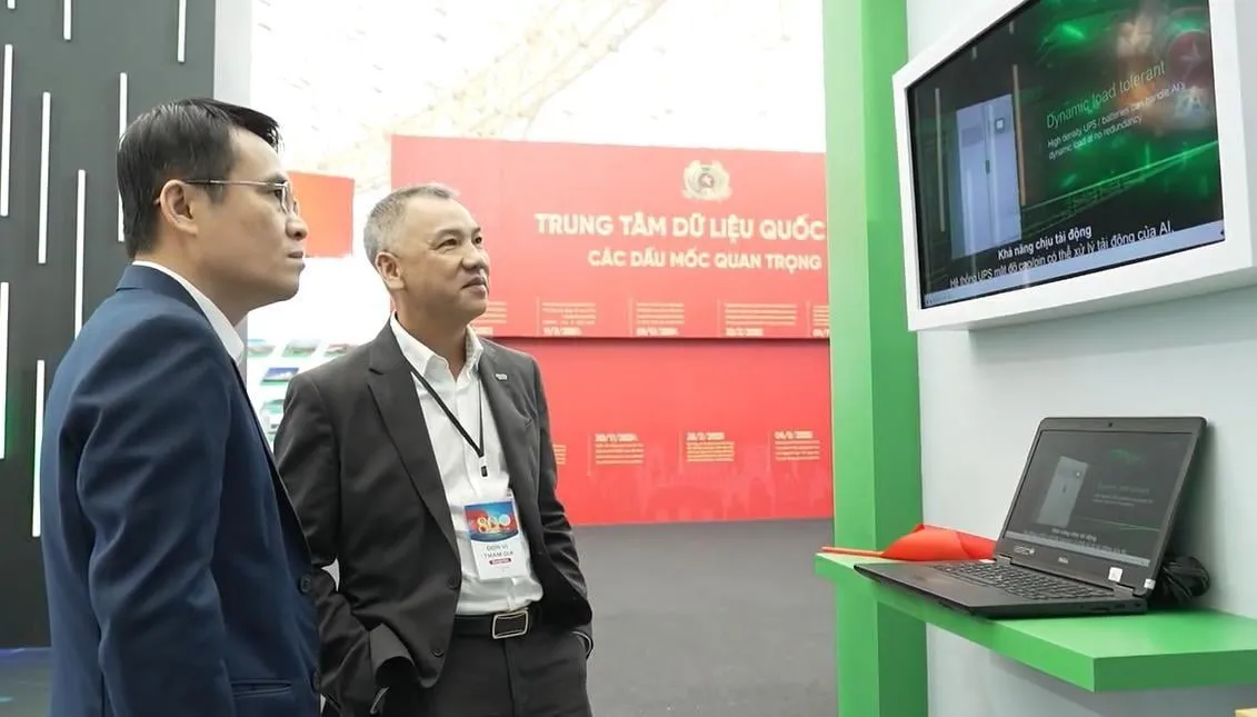 Trung tâm dữ liệu là "trái tim" của hệ sinh thái số quốc gia- Ảnh 4. Trung tâm dữ liệu là "trái tim" của hệ sinh thái số quốc gia- Ảnh 4.