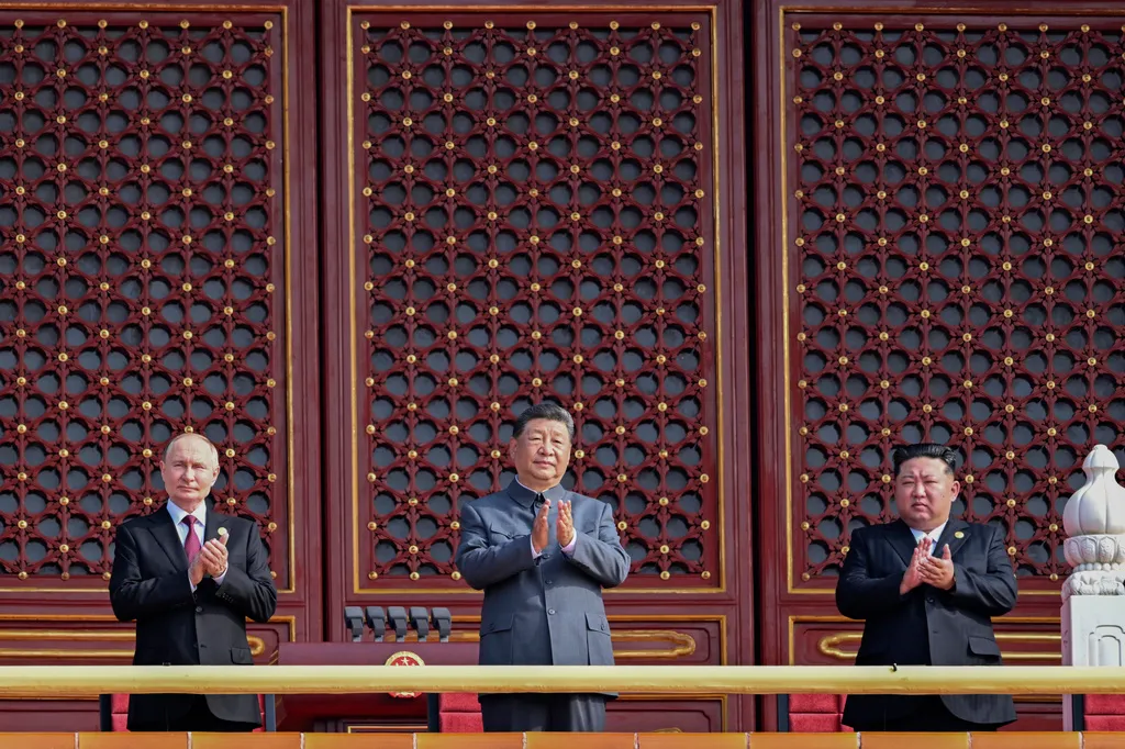 Chủ tịch Triều Tiên Kim Jong-un cam kết toàn lực ủng hộ Nga  - Ảnh 1.