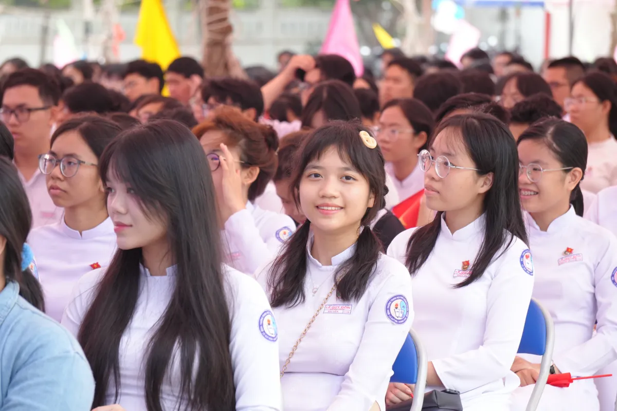 Khánh Hòa: Năm học 2025-2026 hướng đến mục tiêu đổi mới toàn diện, nâng cao chất lượng giáo dục - Ảnh 6.