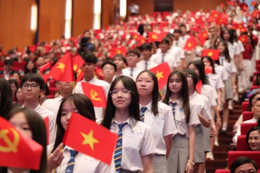 Gần 2,3 triệu học sinh Hà Nội hân hoan bước vào năm học mới- Ảnh 12.