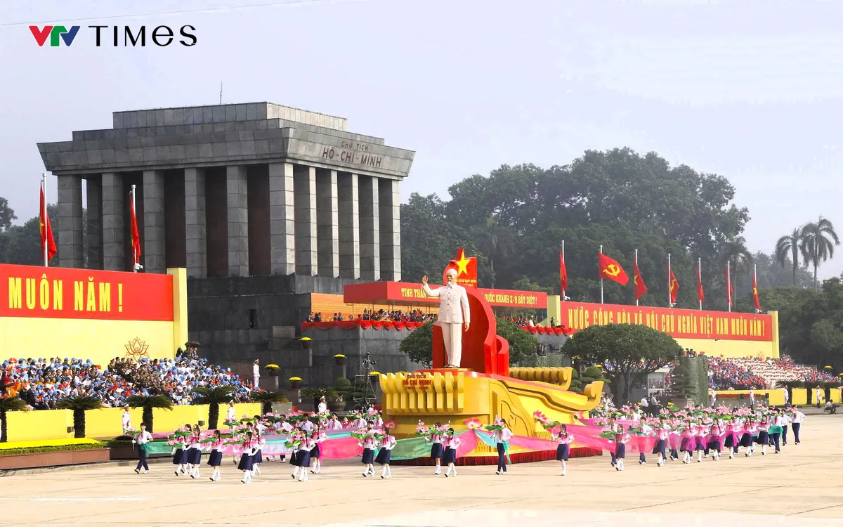Lễ kỷ niệm 80 năm Quốc khánh nước Cộng hòa xã hội chủ nghĩa Việt Nam. Lễ kỷ niệm 80 năm Quốc khánh nước Cộng hòa xã hội chủ nghĩa Việt Nam.