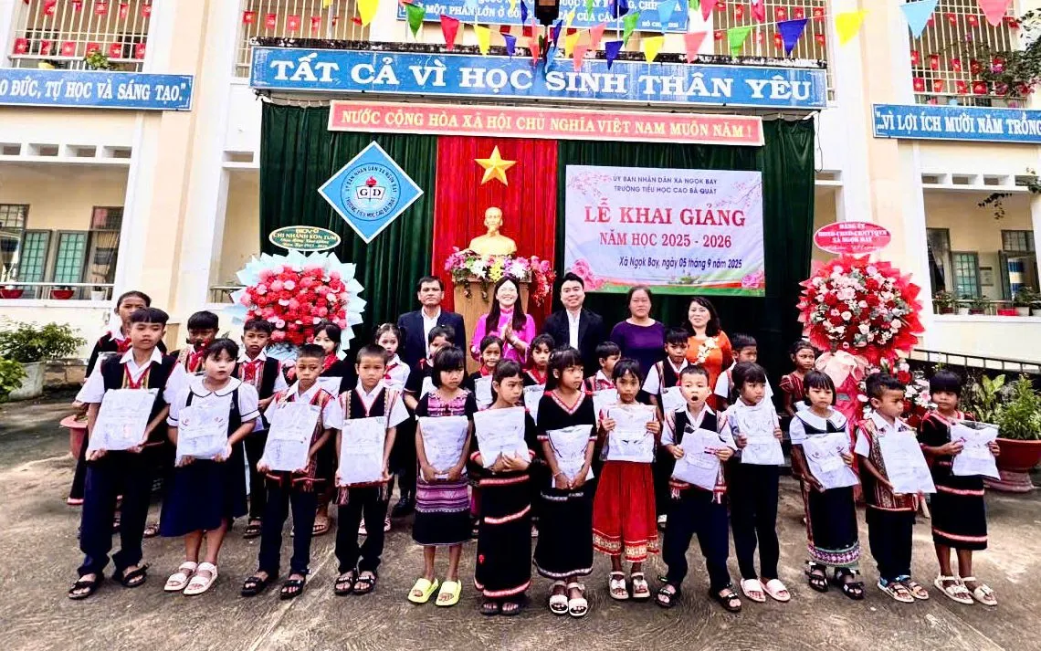 Học sinh vùng cao Tây Nguyên hân hoan chào đón năm học mới- Ảnh 2. Học sinh vùng cao Tây Nguyên hân hoan chào đón năm học mới- Ảnh 2.