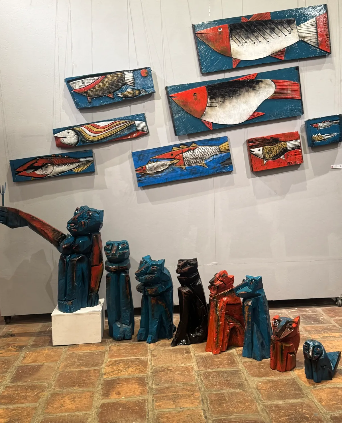 Triển lãm “Tình bạn”: Đối thoại nghệ thuật của họa sĩ Việt Nam, Tây Ban Nha, Philippines - Ảnh 1.