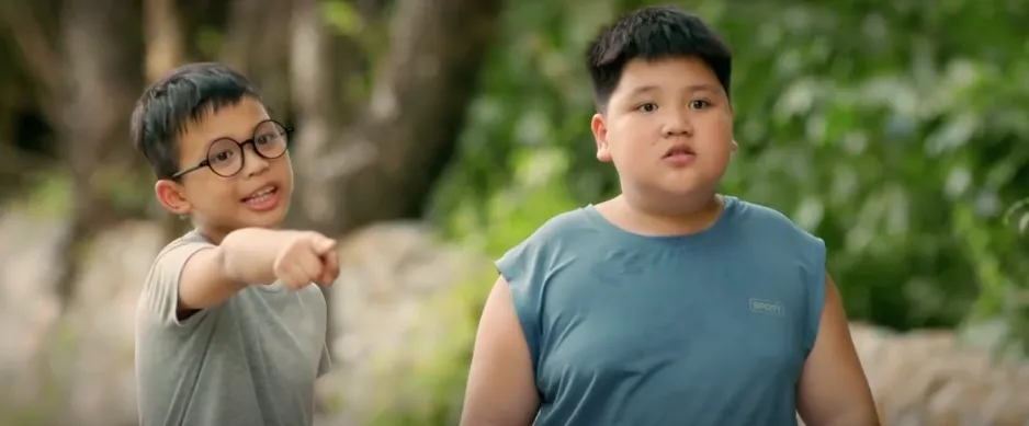 Cách em 1 milimet - Tập 2: Quyên đi câu cá với Tú bị rơi xuống hồ- Ảnh 11. Cách em 1 milimet - Tập 2: Quyên đi câu cá với Tú bị rơi xuống hồ- Ảnh 11.