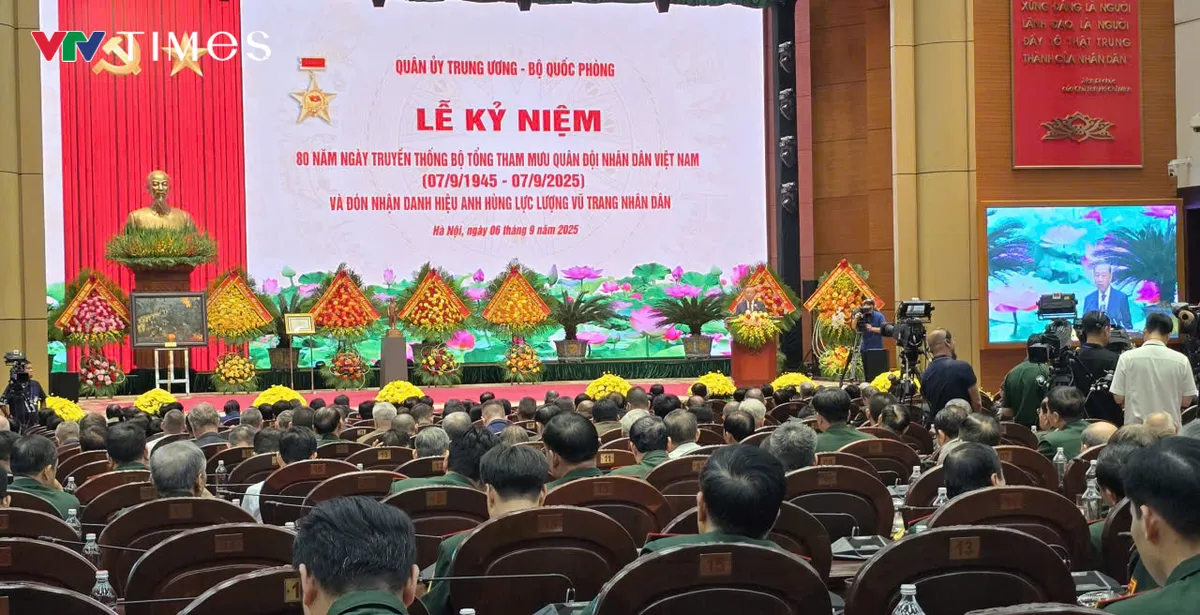Tổng B&iacute; thư T&ocirc; L&acirc;m dự Lễ kỷ niệm 80 năm Ng&agrave;y truyền thống Bộ Tổng Tham mưu Qu&acirc;n đội nh&acirc;n d&acirc;n Việt Nam - Ảnh 9.