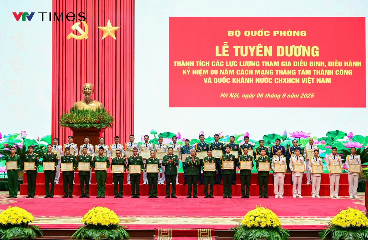 Bộ Quốc phòng tuyên dương các lực lượng tham gia nhiệm vụ A80 - Ảnh 6.