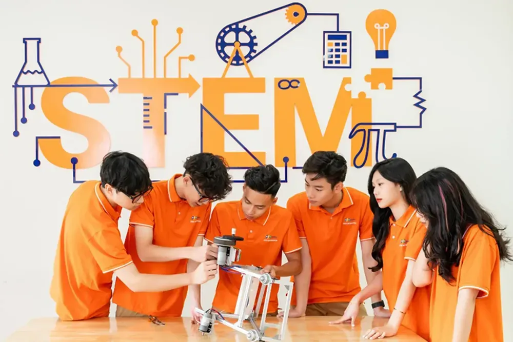 Phát triển kinh tế tư nhân, hoàn thiện hạ tầng: Hà Nội đặt mục tiêu tăng trưởng KTXH 11% giai đoạn 2026-2030 - Ảnh 1.