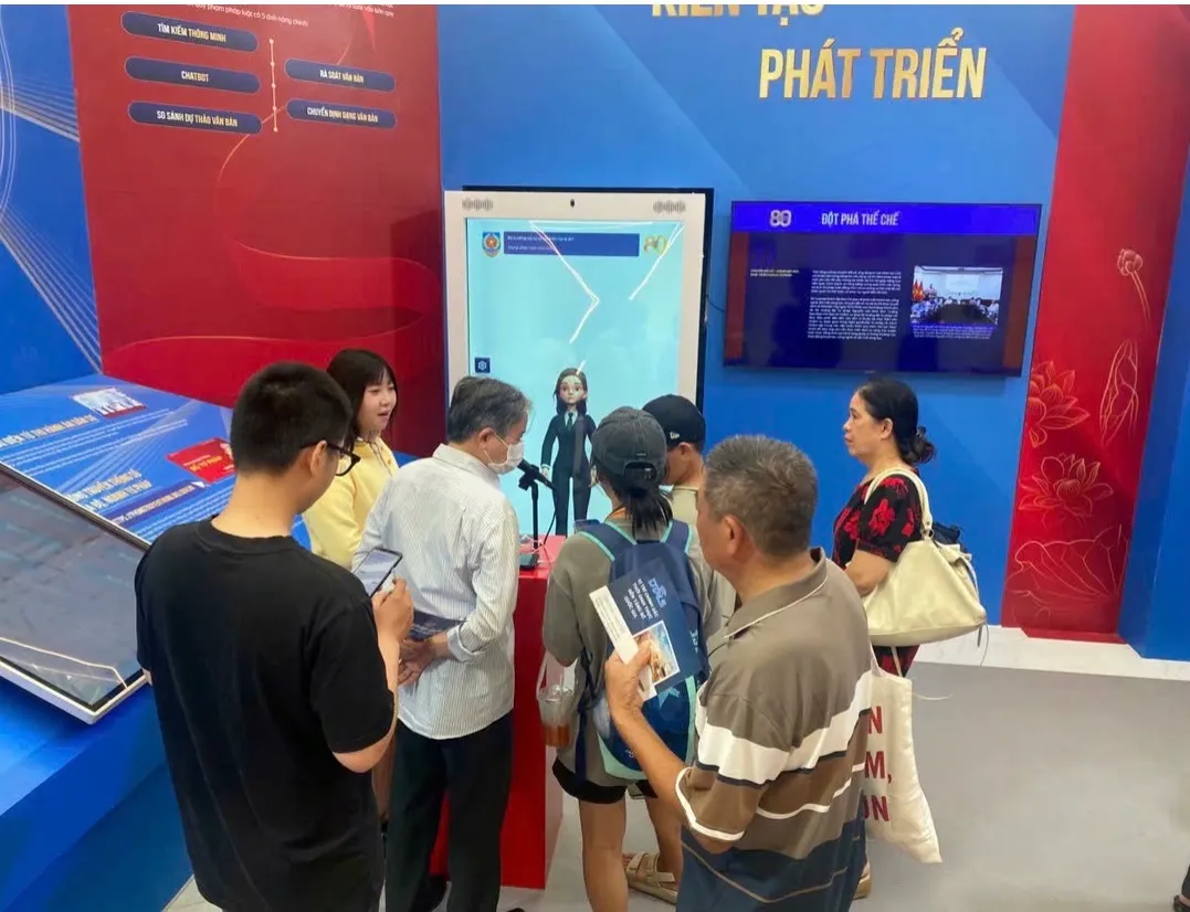 Nhiều giải pháp AI được giới thiệu tại Triển lãm "80 năm Hành trình Độc lập - Tự do - Hạnh phúc" - Ảnh 3.