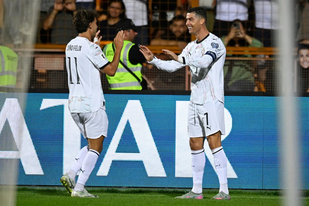 Ronaldo và Felix lập cú đúp, ĐT Bồ Đào Nha đè bẹp Armenia 5-0- Ảnh 4.