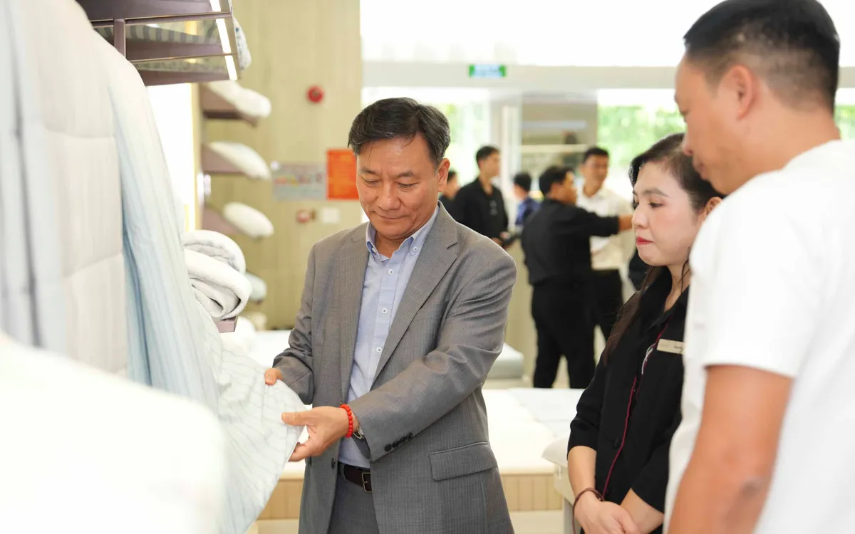 Nhiều doanh nghiệp dệt, đệm chuyển đổi xanh để tiếp cận thị trường Việt Nam- Ảnh 1. Nhiều doanh nghiệp dệt, đệm chuyển đổi xanh để tiếp cận thị trường Việt Nam- Ảnh 1.