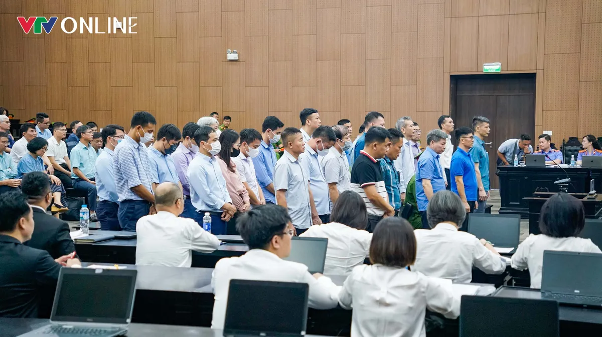 Vụ Thuận An: Nguyễn Duy Hưng khai nhờ cựu Bí thư Bắc Giang giúp đỡ- Ảnh 2. Vụ Thuận An: Nguyễn Duy Hưng khai nhờ cựu Bí thư Bắc Giang giúp đỡ- Ảnh 2.
