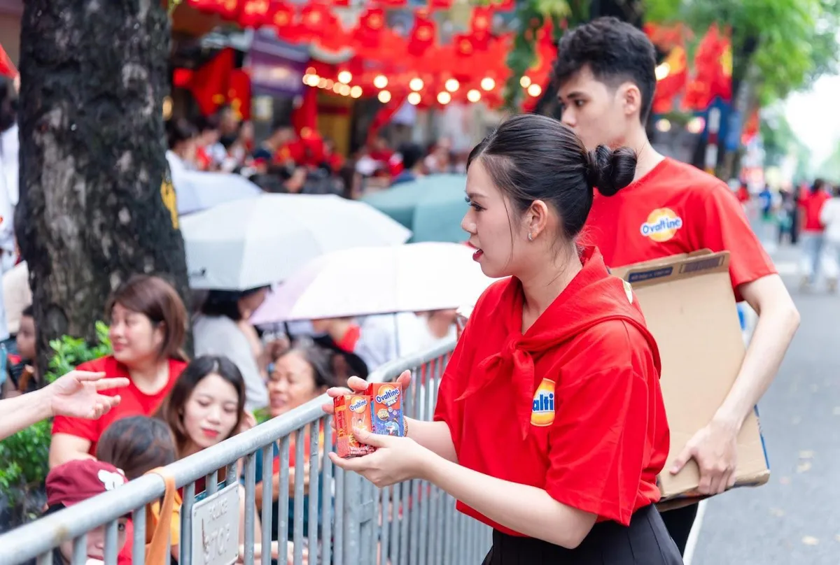 Hành trình "Vươn cao cùng Việt Nam": Ovaltine lan tỏa niềm tự hào dịp đại lễ Quốc khánh - Ảnh 3.