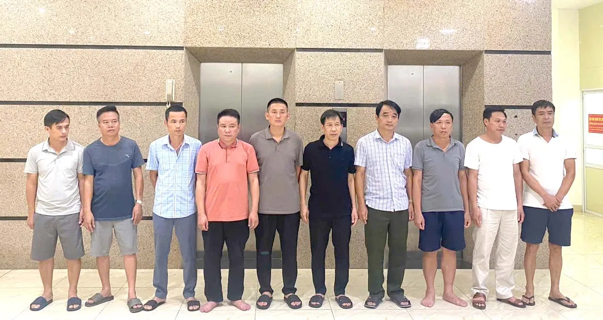Thanh Hóa: Khởi tố 10 đối tượng liên quan đến hành vi đưa, nhận, môi giới hối lộ  - Ảnh 1.