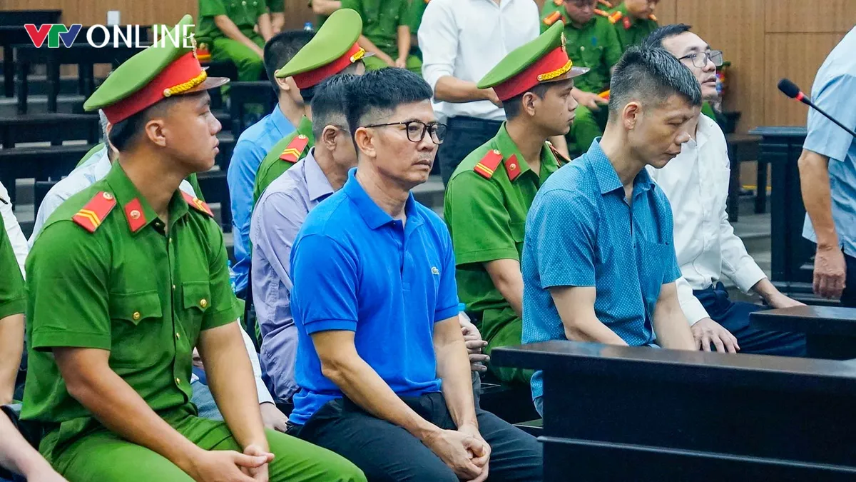 Vụ Thuận An: Nguyễn Duy Hưng khai nhờ cựu Bí thư Bắc Giang giúp đỡ- Ảnh 1. Vụ Thuận An: Nguyễn Duy Hưng khai nhờ cựu Bí thư Bắc Giang giúp đỡ- Ảnh 1.