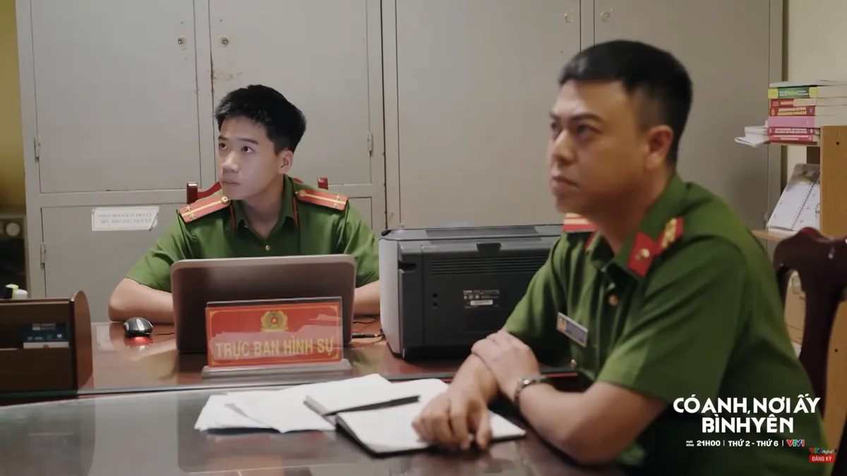 C&oacute; anh, nơi ấy b&igrave;nh y&ecirc;n - Tập 23: Huy ph&aacute;t hiện manh mối bất thường - Ảnh 5.