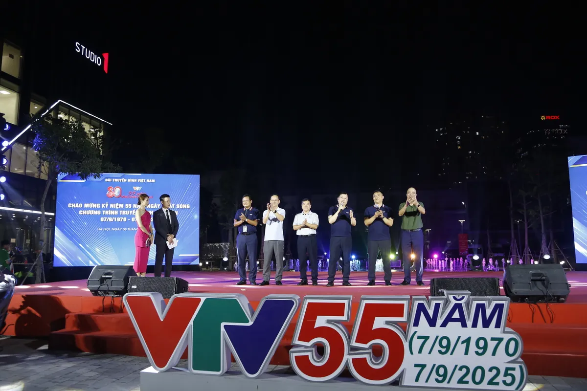Trao giải các hoạt động kỷ niệm 55 năm Ngày phát sóng chương trình Truyền hình đầu tiên của VTV - Ảnh 1.
