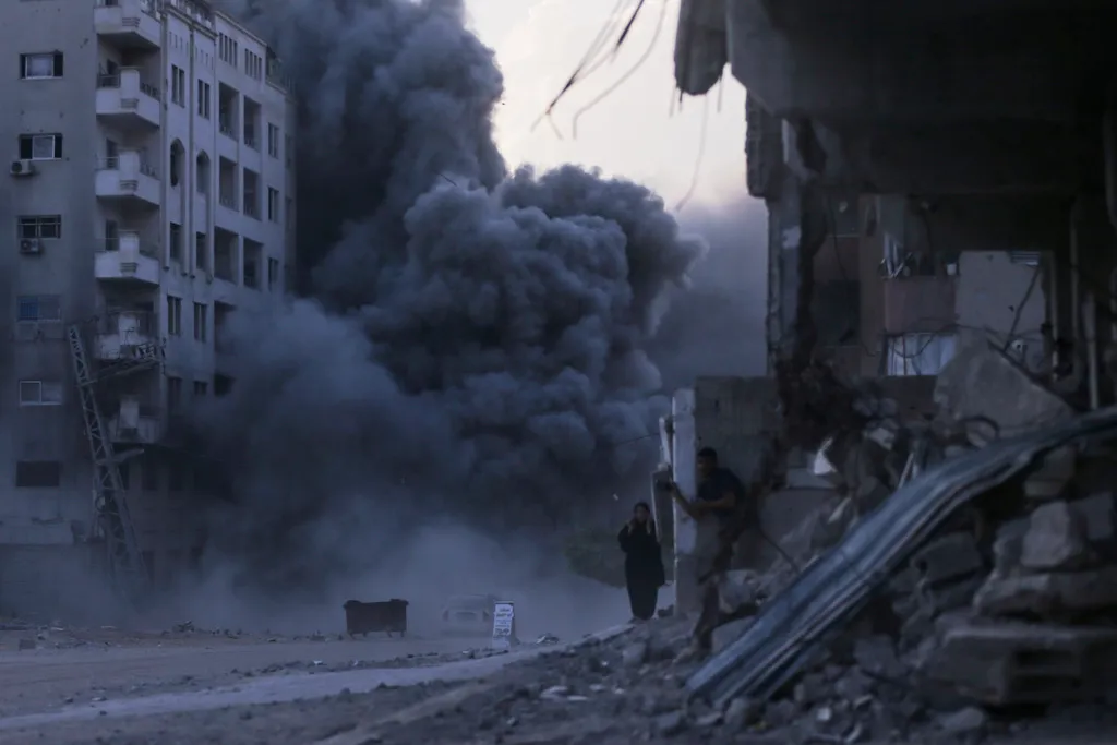 Israel đồng ý với đề xuất ngừng bắn tại Gaza - Ảnh 1.