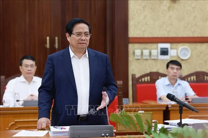 Thủ tướng chủ trì cuộc làm việc của Bộ Chính trị với Ban Thường vụ Tỉnh ủy Tây Ninh và Tuyên Quang - Ảnh 1.