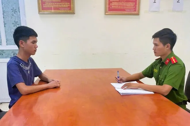 Nhóm thanh niên dàn cảnh cướp lại chiếc xe đã cầm cố - Ảnh 2.