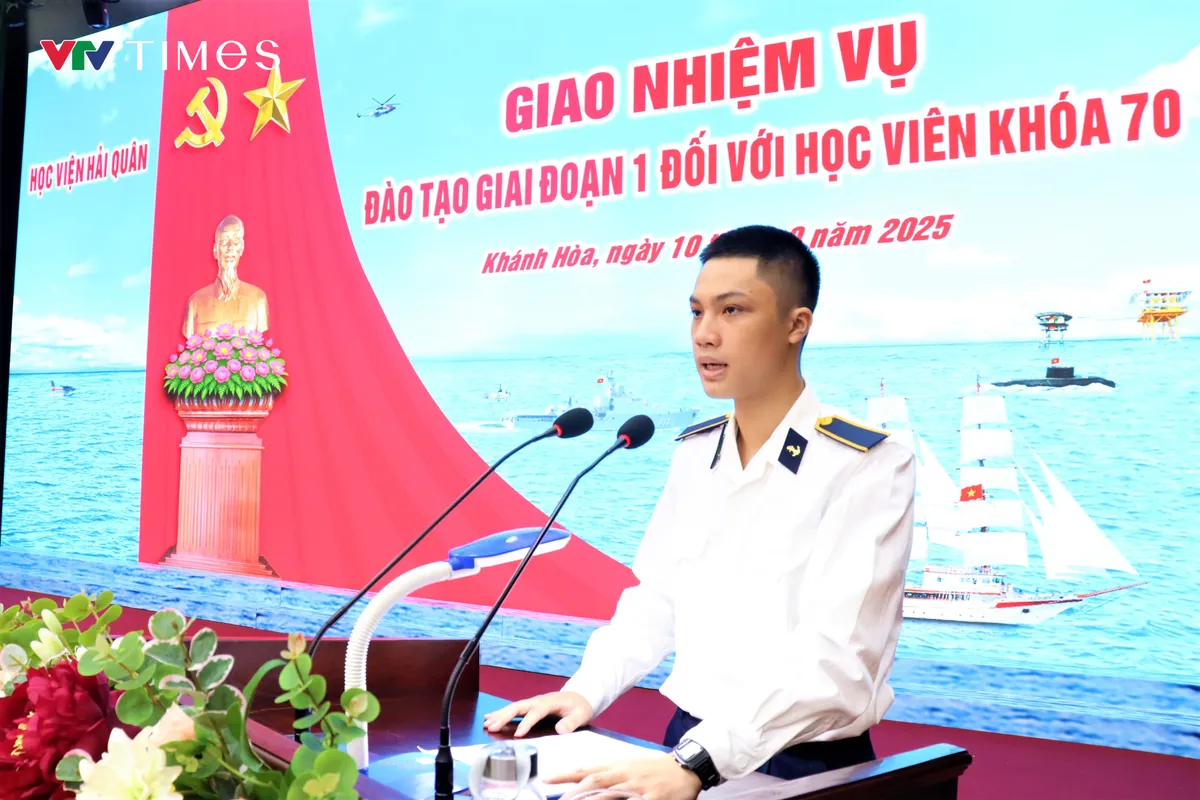 Học viện Hải quân với tinh thần "tất cả vì sự nghiệp giáo dục và đào tạo, vì học viên thân yêu"- Ảnh 2. Học viện Hải quân với tinh thần "tất cả vì sự nghiệp giáo dục và đào tạo, vì học viên thân yêu"- Ảnh 2.