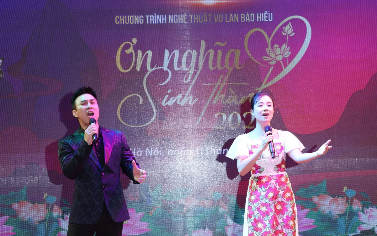 Chương trình nghệ thuật "Ơn nghĩa sinh thành" lan tỏa nhiều thông điệp ý nghĩa mùa Vu lan báo hiếu (Ảnh: BTC) Chương trình nghệ thuật "Ơn nghĩa sinh thành" lan tỏa nhiều thông điệp ý nghĩa mùa Vu lan báo hiếu (Ảnh: BTC)