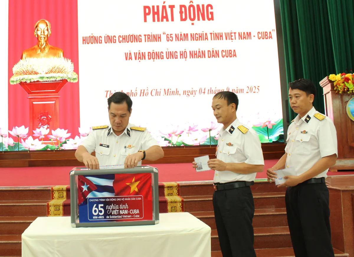 Vùng 2 Hải quân chung tay vì nhân dân Cuba anh em - Ảnh 1.