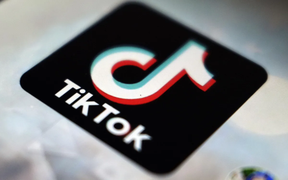 Đề xuất cấm trẻ dưới 15 tuổi sử dụng mạng xã hội  Đề xuất cấm trẻ dưới 15 tuổi sử dụng mạng xã hội