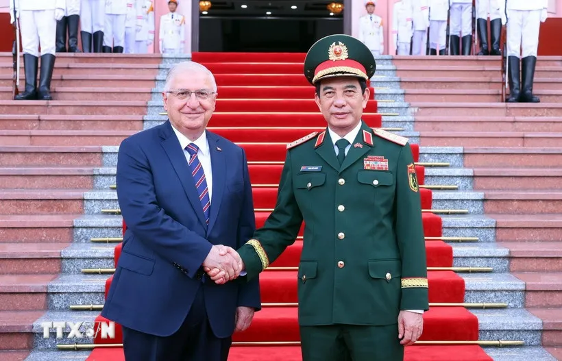 Bộ trưởng Bộ Quốc phòng Thổ Nhĩ Kỳ Yasar Guler thăm chính thức Việt Nam - Ảnh 2.