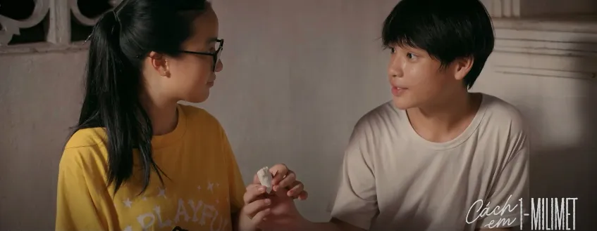 C&aacute;ch em 1 milimet - Tập 4: T&uacute; v&agrave; đ&aacute;m bạn bị ong đốt sưng mặt - Ảnh 2.