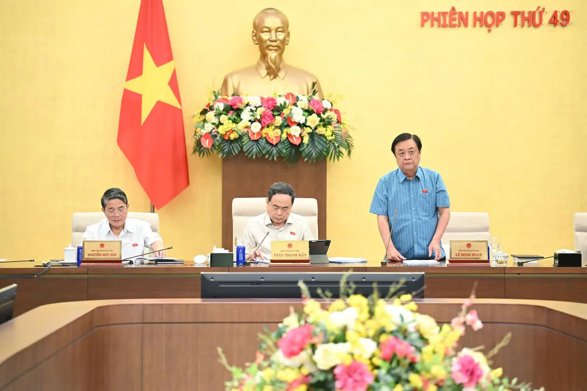 Cử tri và Nhân dân phấn khởi, tự hào về các hoạt động kỷ niệm 80 năm Quốc khánh- Ảnh 3. Cử tri và Nhân dân phấn khởi, tự hào về các hoạt động kỷ niệm 80 năm Quốc khánh- Ảnh 3.