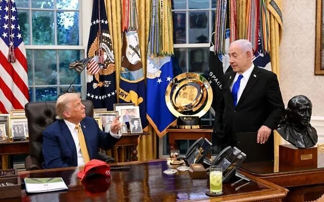 Tổng thống Mỹ Donald Trump (bên trái) và Thủ tướng Israel Benjamin Netanyahu tại Nhà Trắng, ngày 8/7/2025 (Ảnh: GPO)