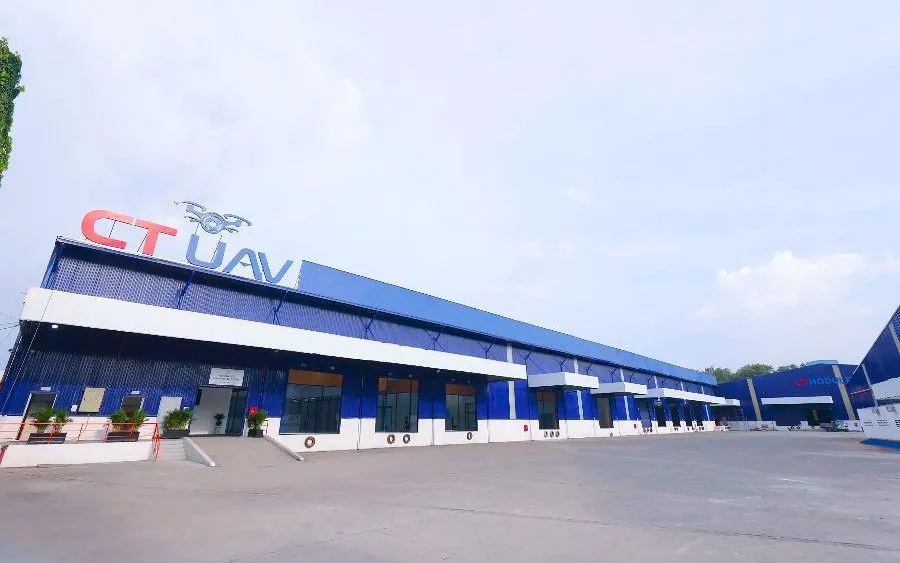 Nhà máy đúc composite tự tiến hóa CT UAV Nhà máy đúc composite tự tiến hóa CT UAV