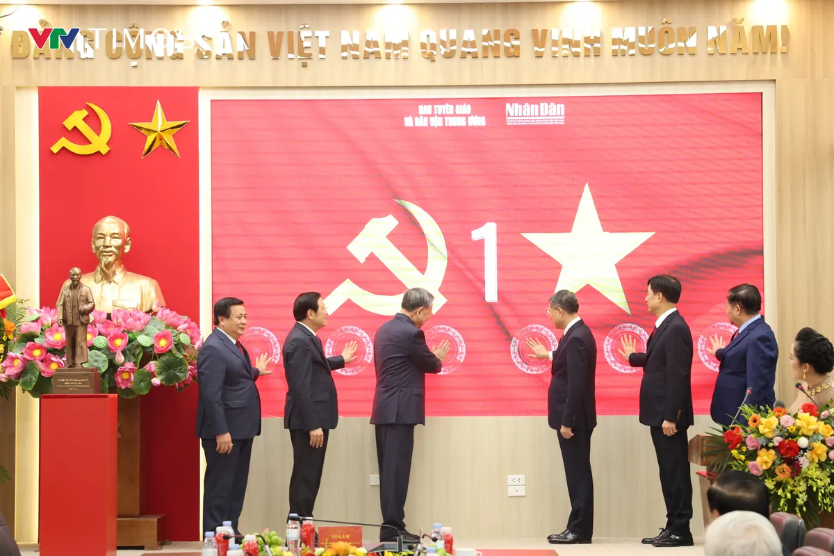 Tổng Bí thư Tô Lâm dự Lễ khai trương Trang thông tin điện tử "Đảng cộng sản Việt Nam - Đại hội XIV" - Ảnh 4.