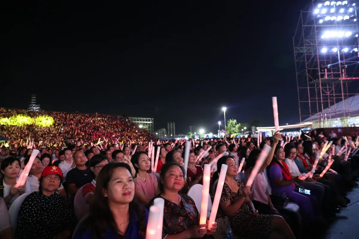 Ngân vang giai điệu “Tôi yêu Tổ quốc tôi” - Ảnh 9.