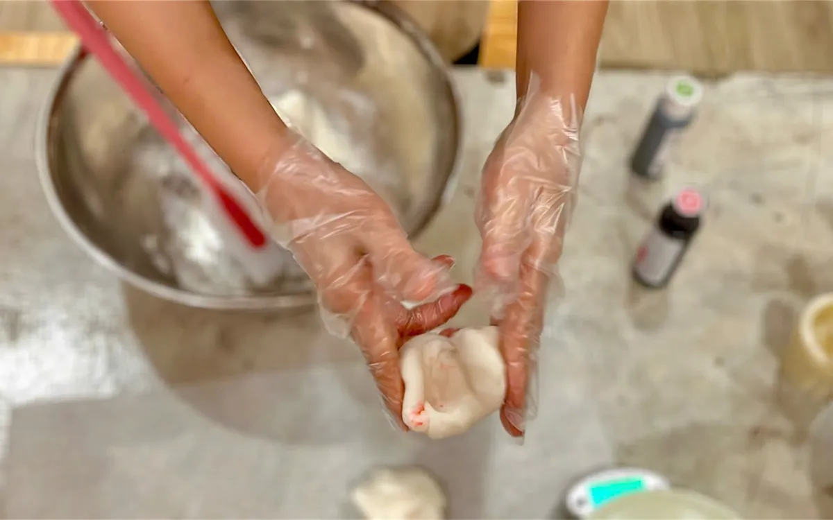 Thử làm món bánh Trung thu lạnh- Ảnh 4. Thử làm món bánh Trung thu lạnh- Ảnh 4.