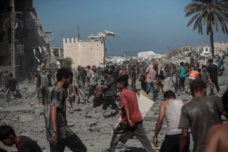 Israel không kích dồn dập thành phố Gaza, "san phẳng" ít nhất 16 tòa nhà cao tầng- Ảnh 1. Israel không kích dồn dập thành phố Gaza, "san phẳng" ít nhất 16 tòa nhà cao tầng- Ảnh 1.